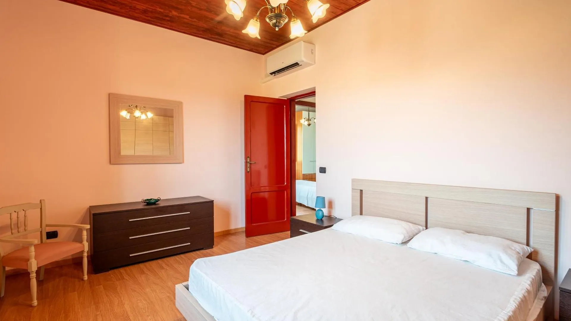 Villa Di Campagna Con Accesso Alla Spiaggia Capo d'Orlando